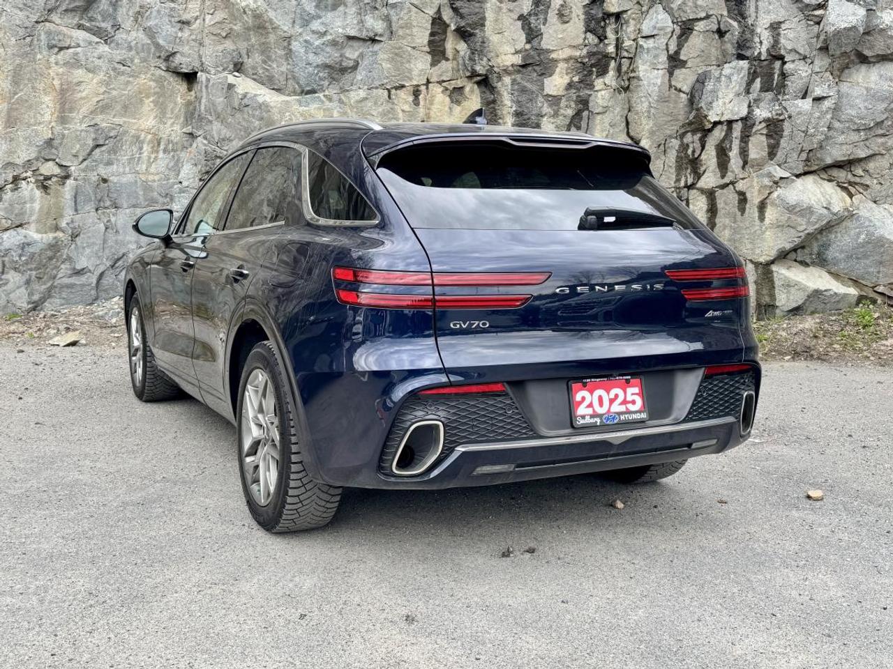 2025 Genesis GV70 2.5T Advanced Photo