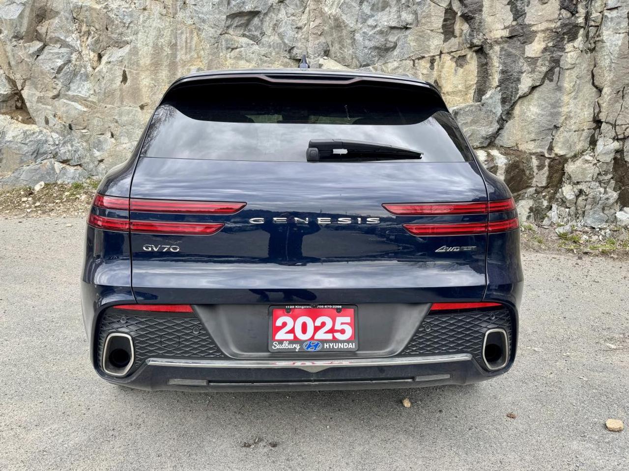 2025 Genesis GV70 2.5T Advanced Photo