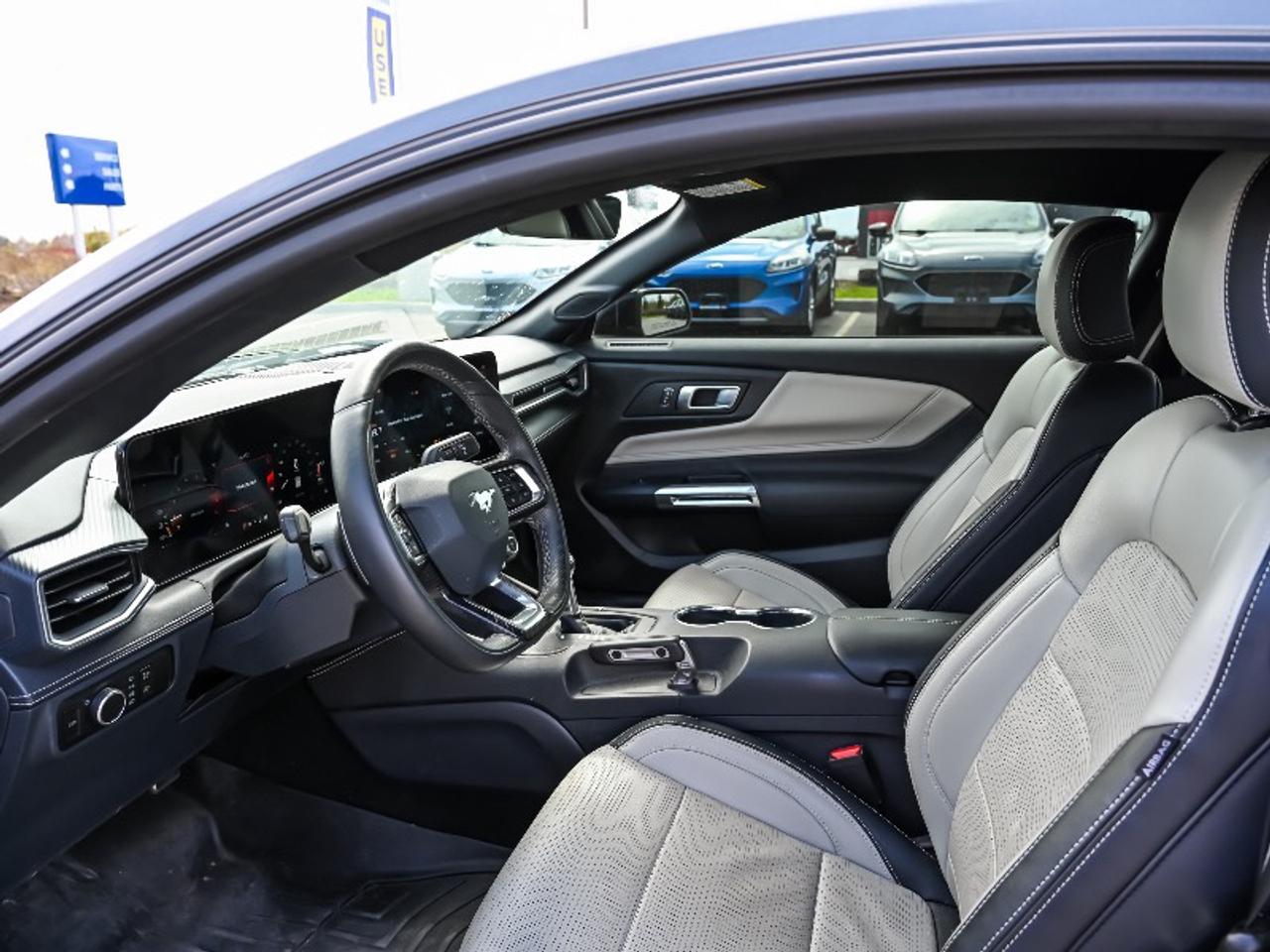2025 Ford Mustang GT Premium Photo