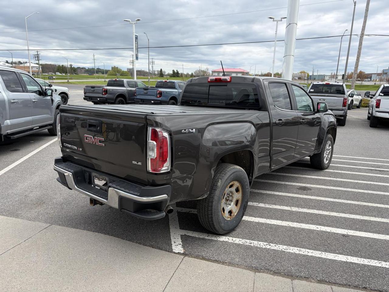 2019 GMC Canyon 4WD SLE Photo3