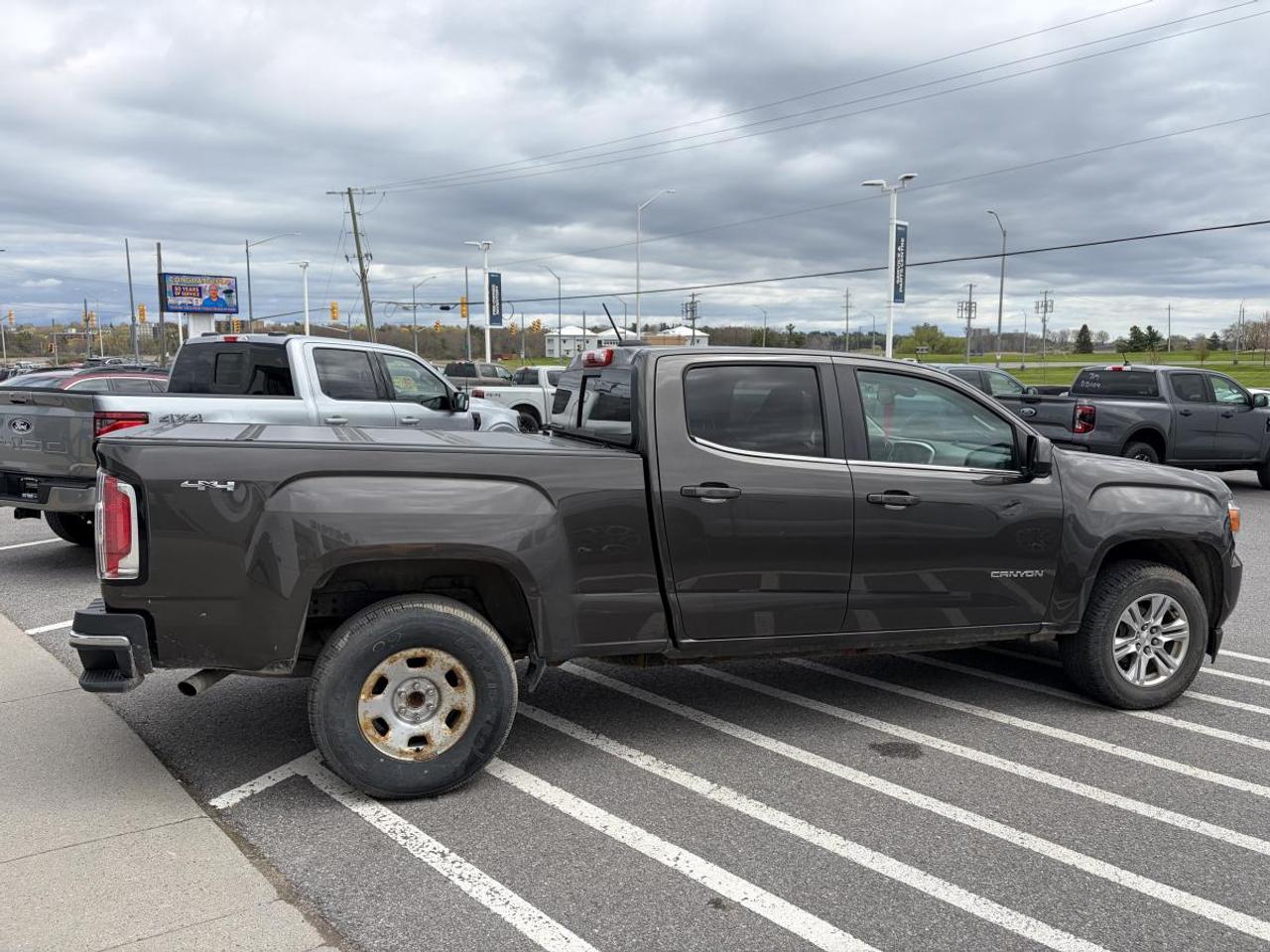 2019 GMC Canyon 4WD SLE Photo