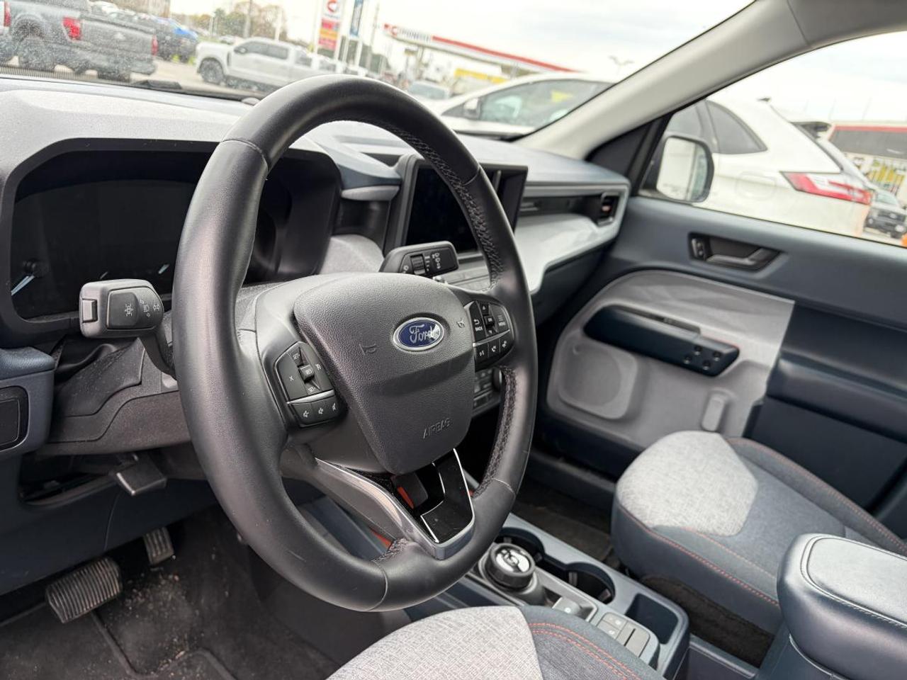 2024 Ford Maverick XLT Photo