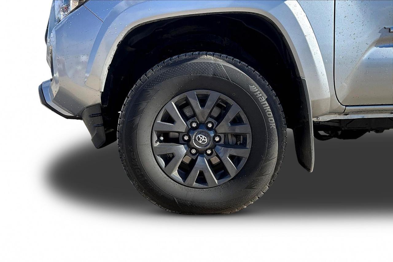 2023 Toyota Tacoma | 4x4 | 3.5L V6 | Double Cab | North Bay | Photo