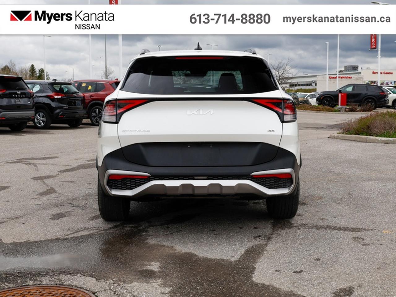 2023 Kia Sportage EX  - Sunroof -  Navigation - $178 B/W Photo