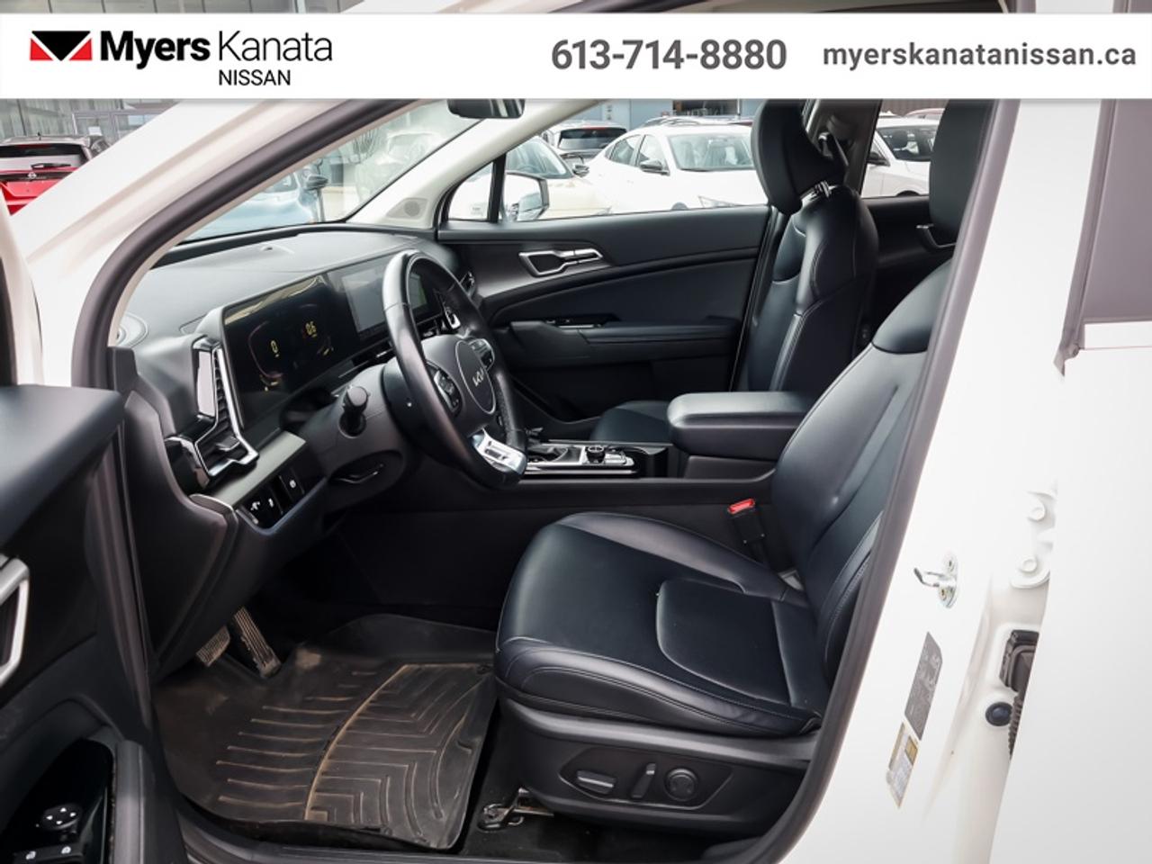 2023 Kia Sportage EX  - Sunroof -  Navigation - $178 B/W Photo