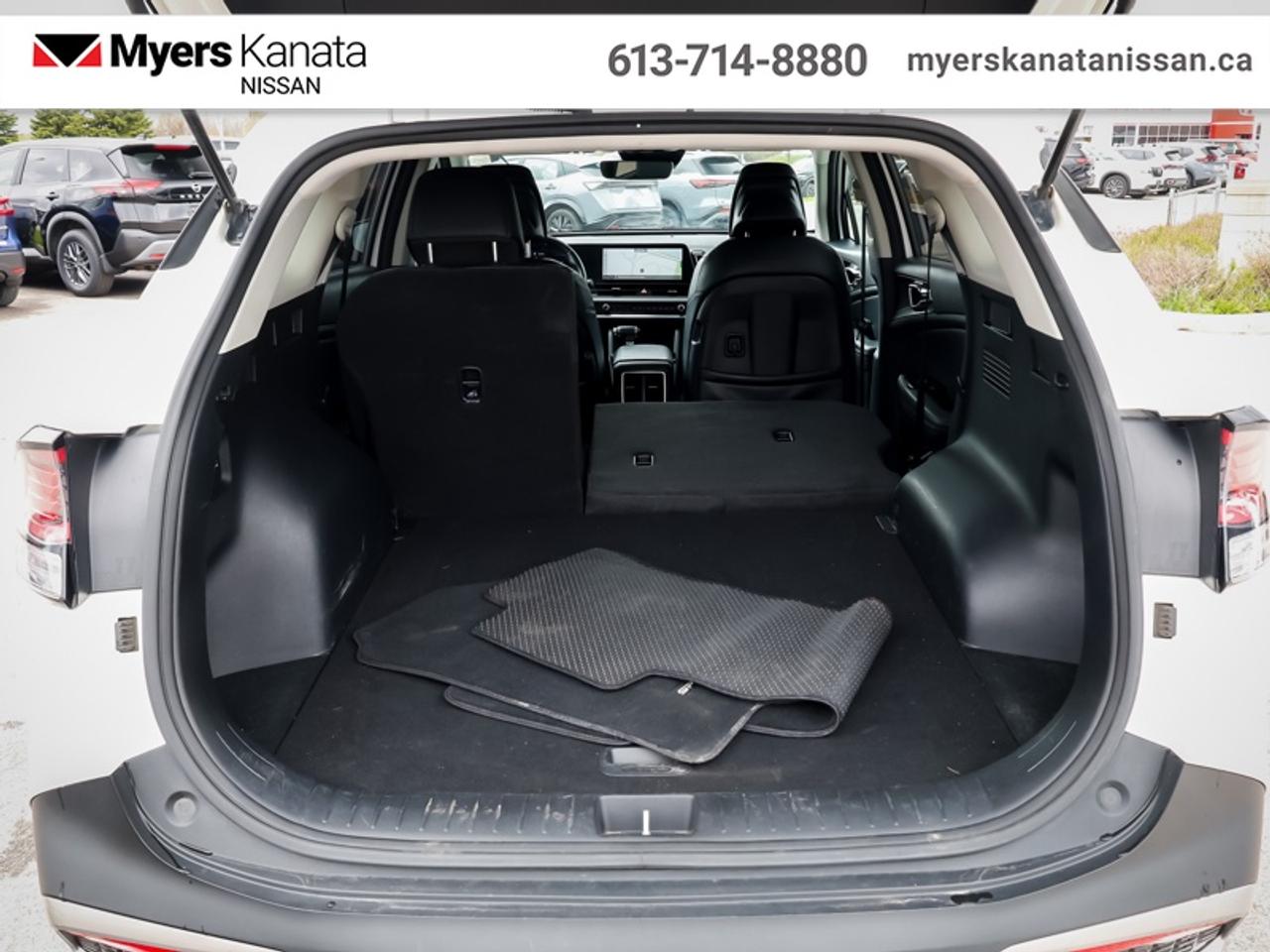 2023 Kia Sportage EX  - Sunroof -  Navigation - $178 B/W Photo