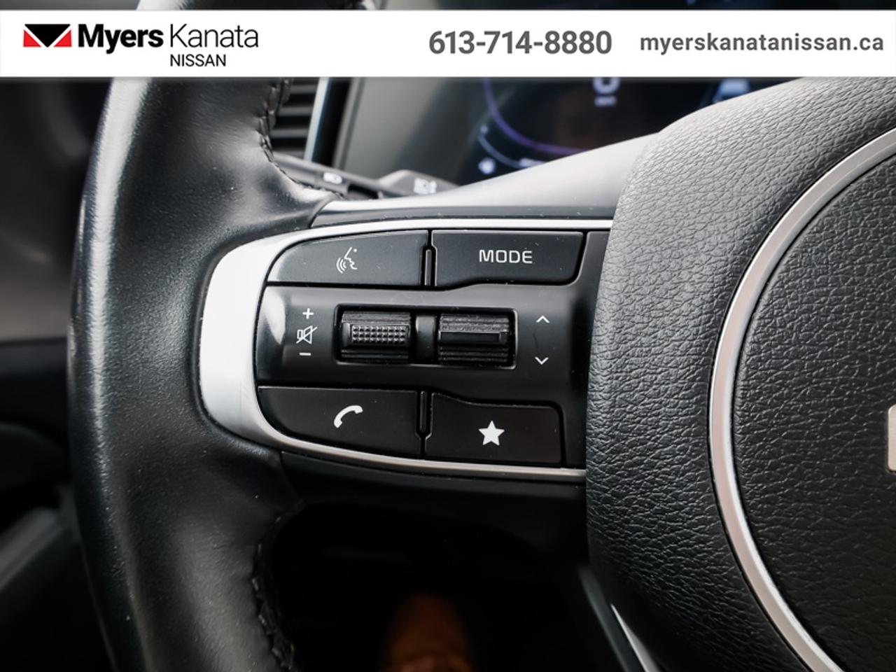 2023 Kia Sportage EX  - Sunroof -  Navigation - $178 B/W Photo
