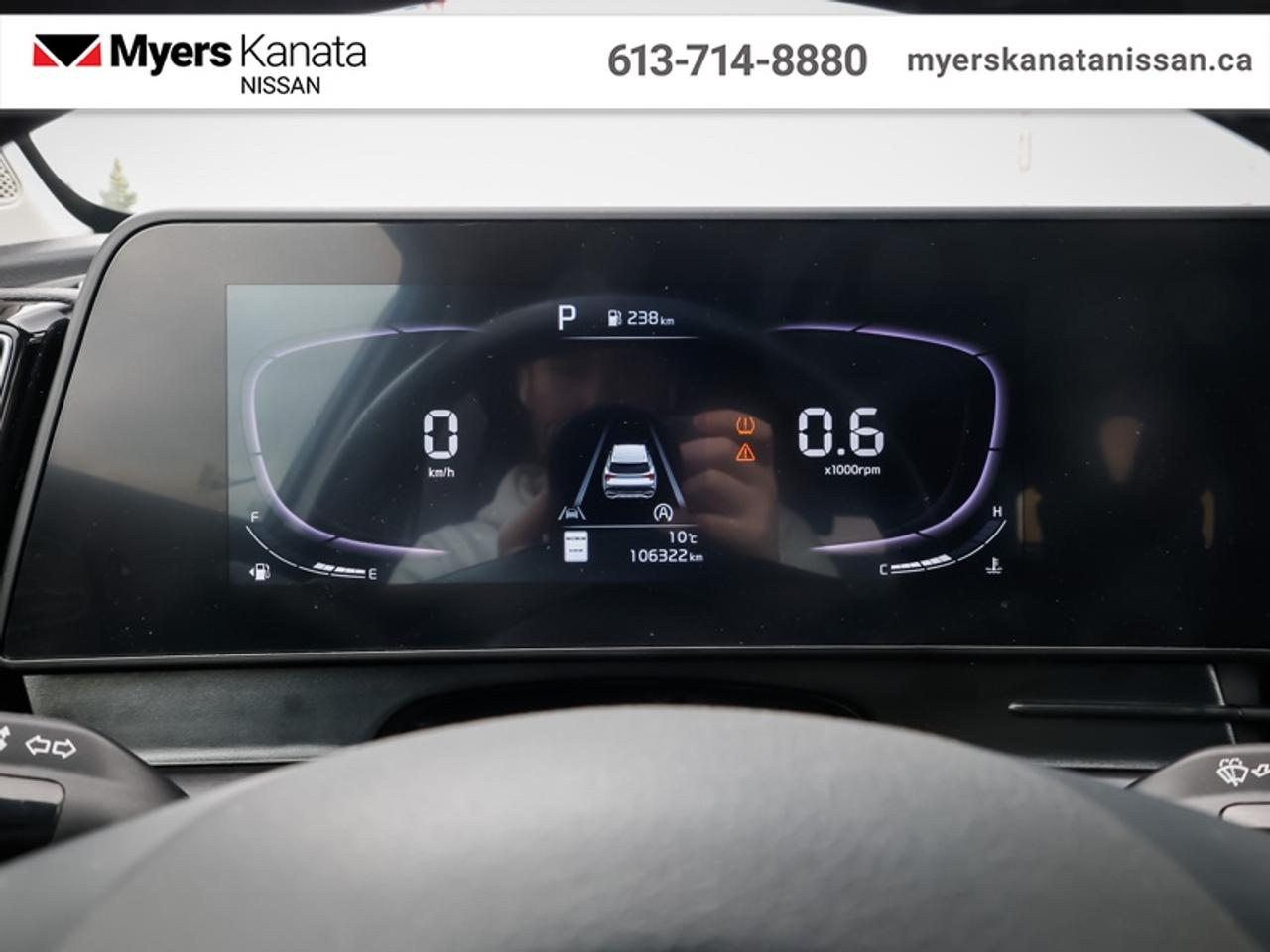 2023 Kia Sportage EX  - Sunroof -  Navigation - $178 B/W Photo