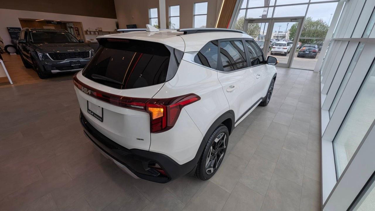 2024 Kia Seltos SX AWD w/Brown Interior Photo3