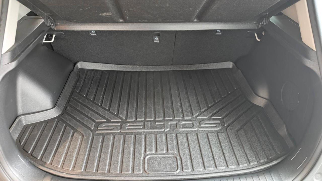 2024 Kia Seltos SX AWD w/Brown Interior Photo