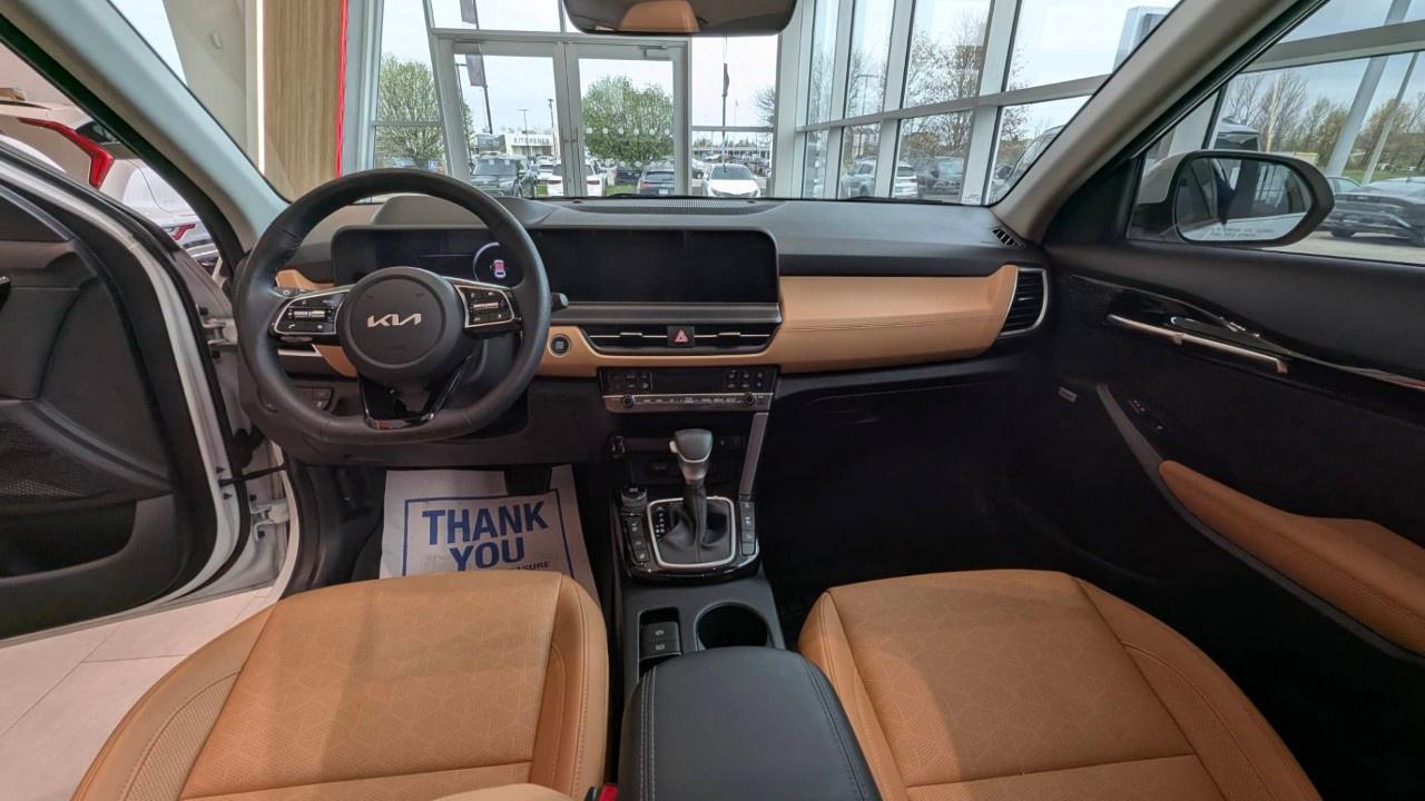 2024 Kia Seltos SX AWD w/Brown Interior Photo