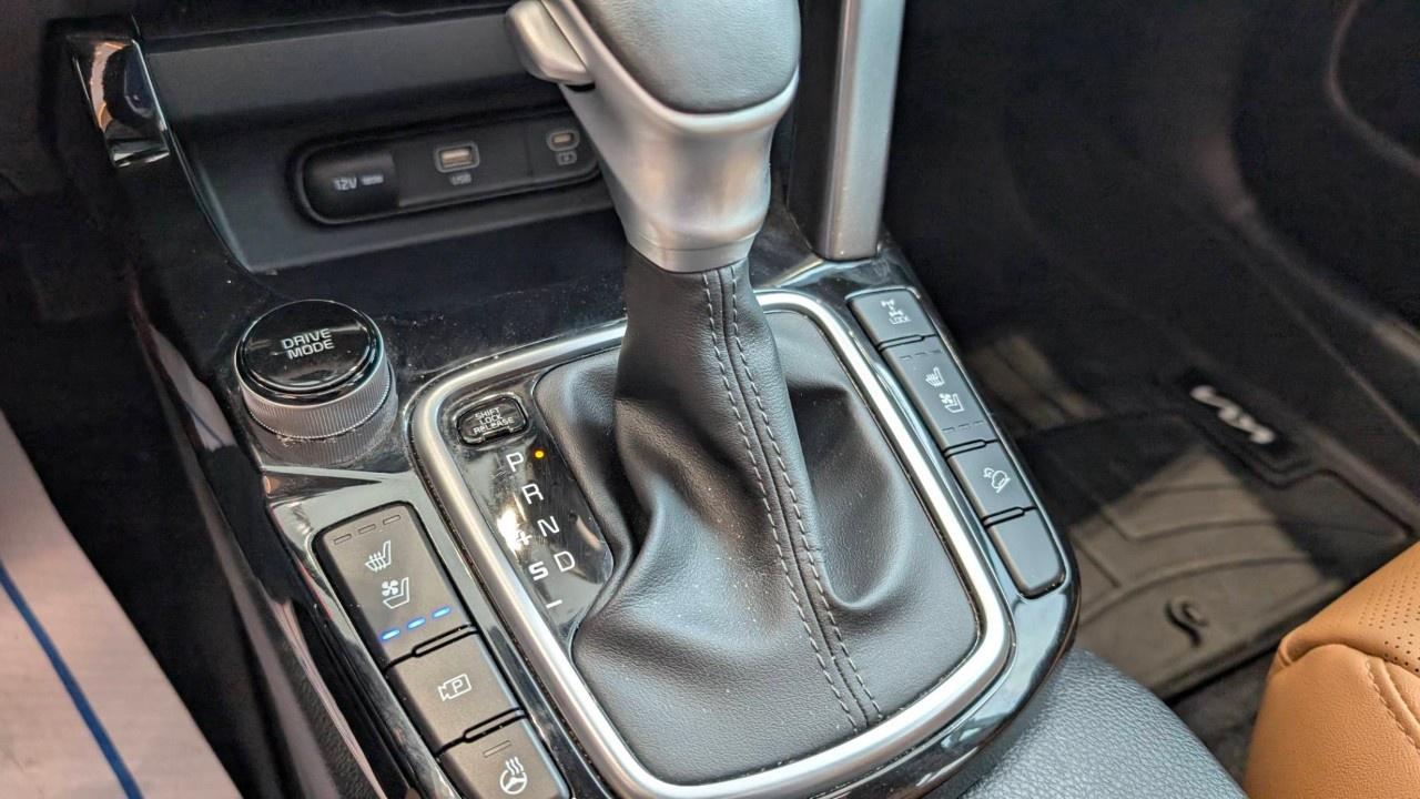 2024 Kia Seltos SX AWD w/Brown Interior Photo