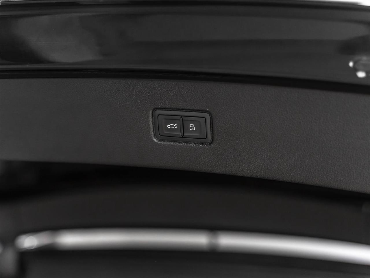 2018 Audi Q7 TECHNIK|S-LINE|BOSE|BLINDSPOT|360CAM|LOADED Photo