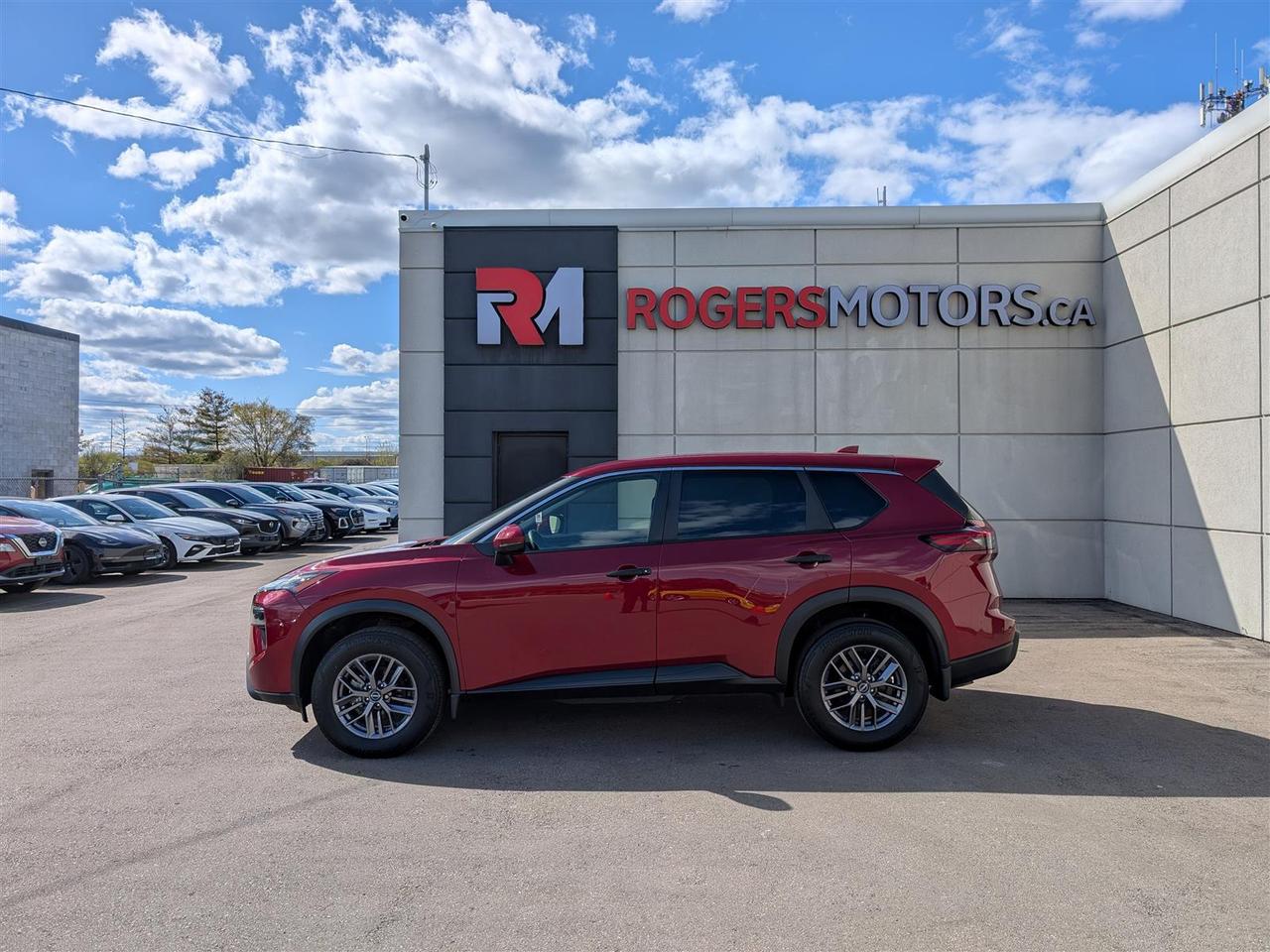 2024 Nissan Rogue S AWD - CARPLAY - REV CAM - REMOTE STARTER Photo