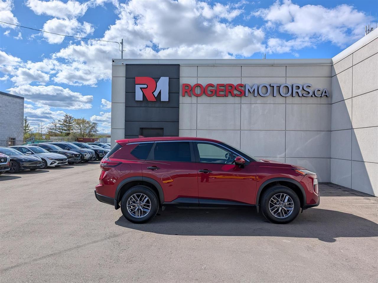 2024 Nissan Rogue S AWD - CARPLAY - REV CAM - REMOTE STARTER Photo