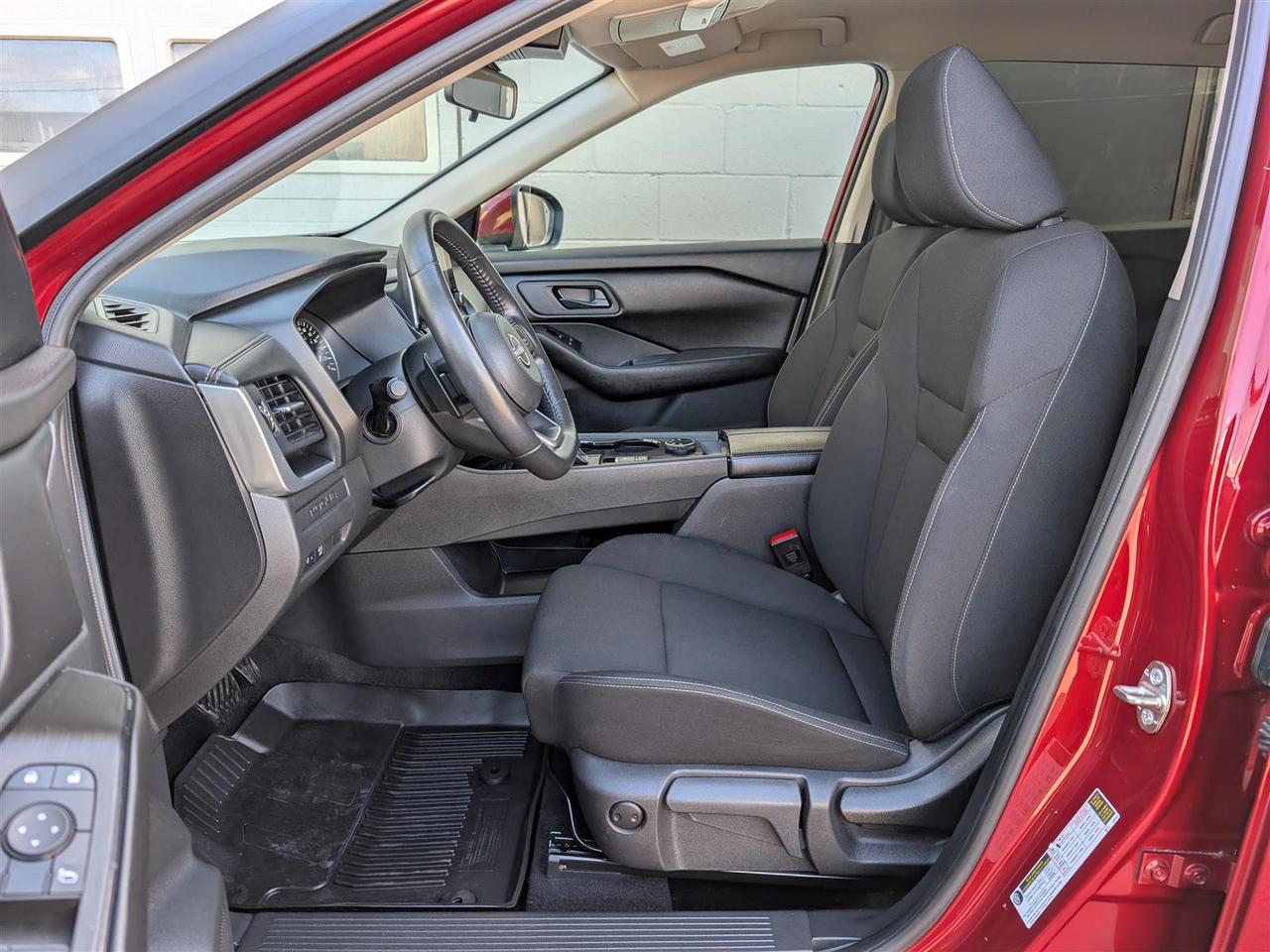 2024 Nissan Rogue S AWD - CARPLAY - REV CAM - REMOTE STARTER Photo