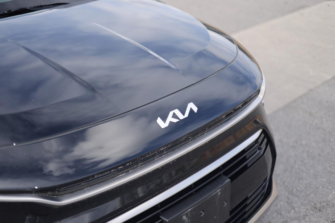 2025 Kia NIRO SX FWD Photo