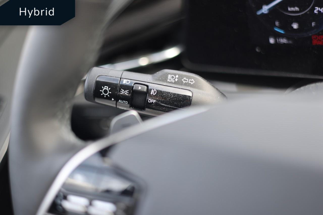 2025 Kia NIRO SX FWD Photo