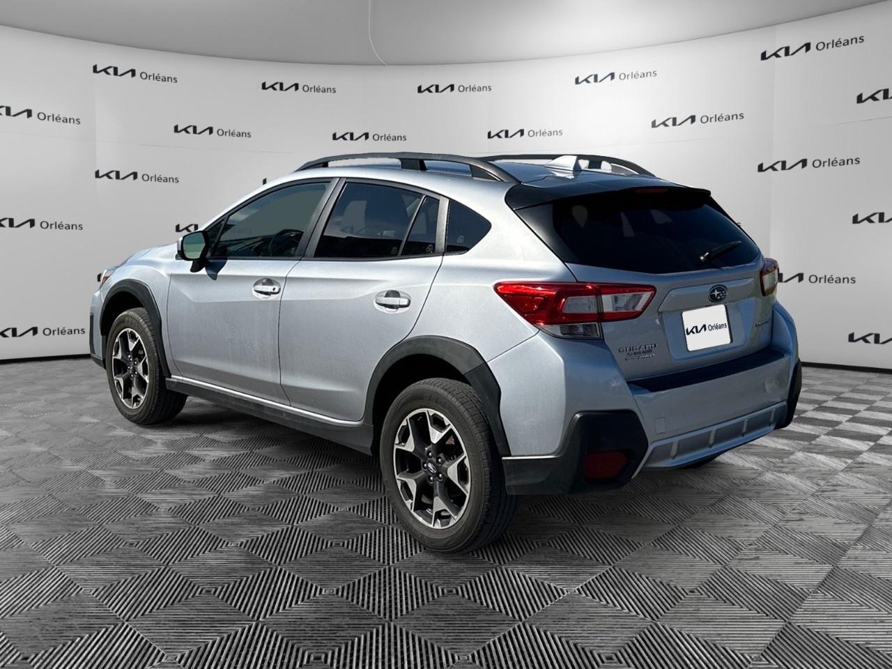 2019 Subaru XV Crosstrek Touring CVT Photo4
