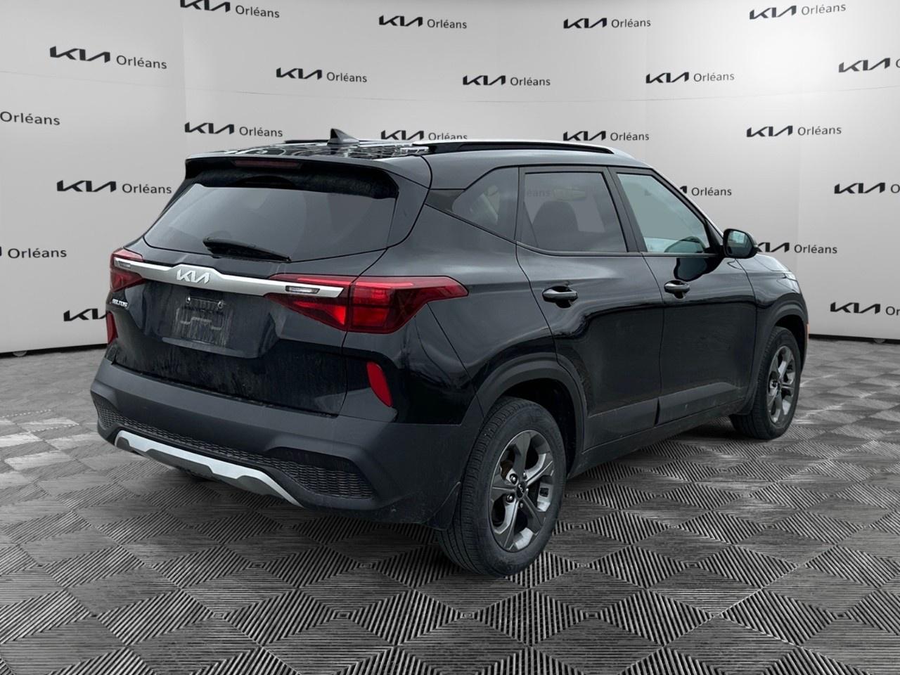 2022 Kia Seltos LX FWD Photo