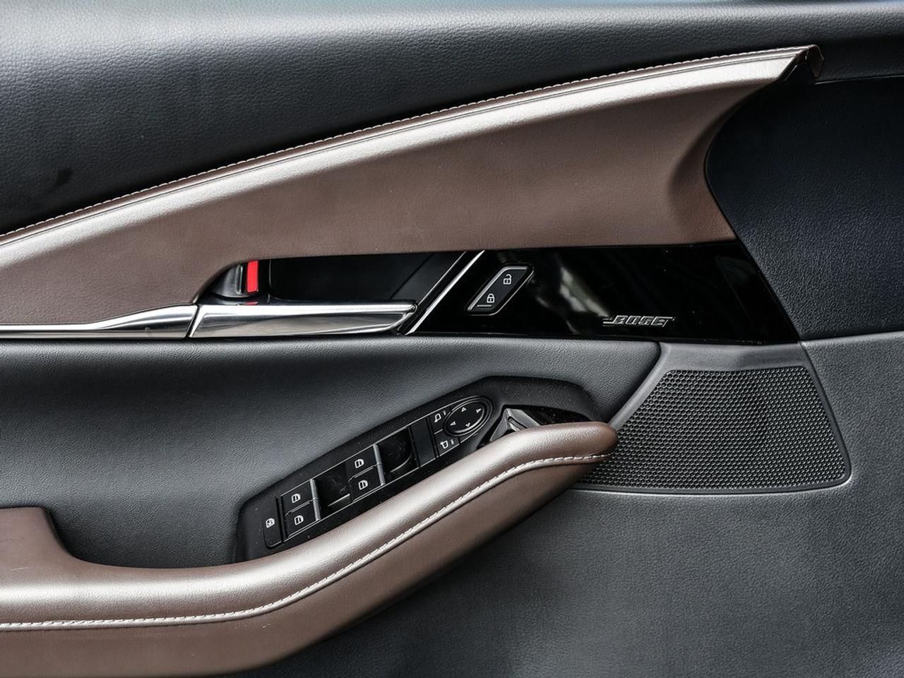 2025 Mazda CX-30 GT AWD Photo