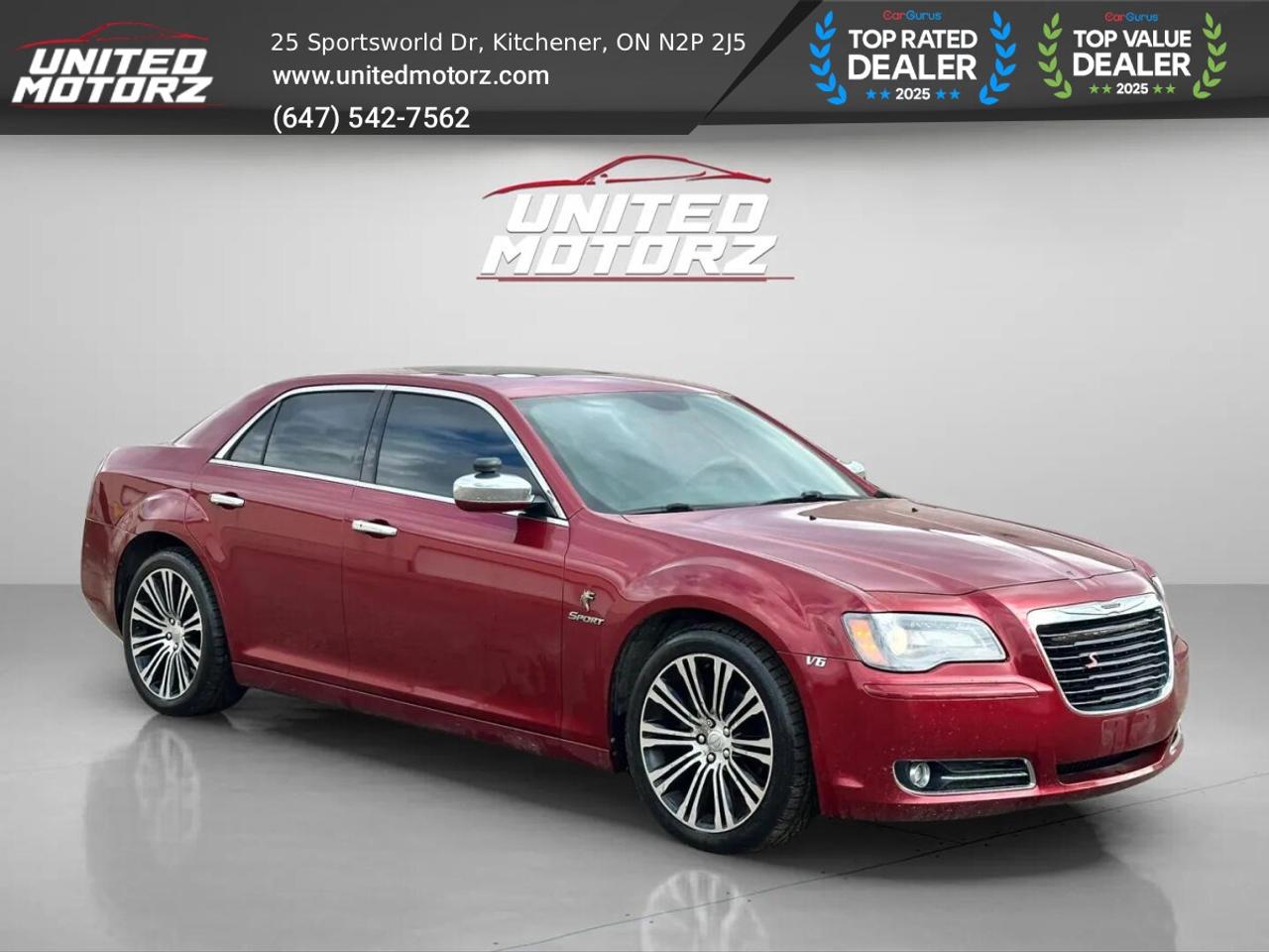 2013 Chrysler 300 S~Low Kms~ Photo2