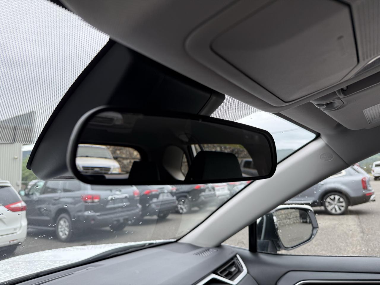 2025 Toyota RAV4 LE Photo