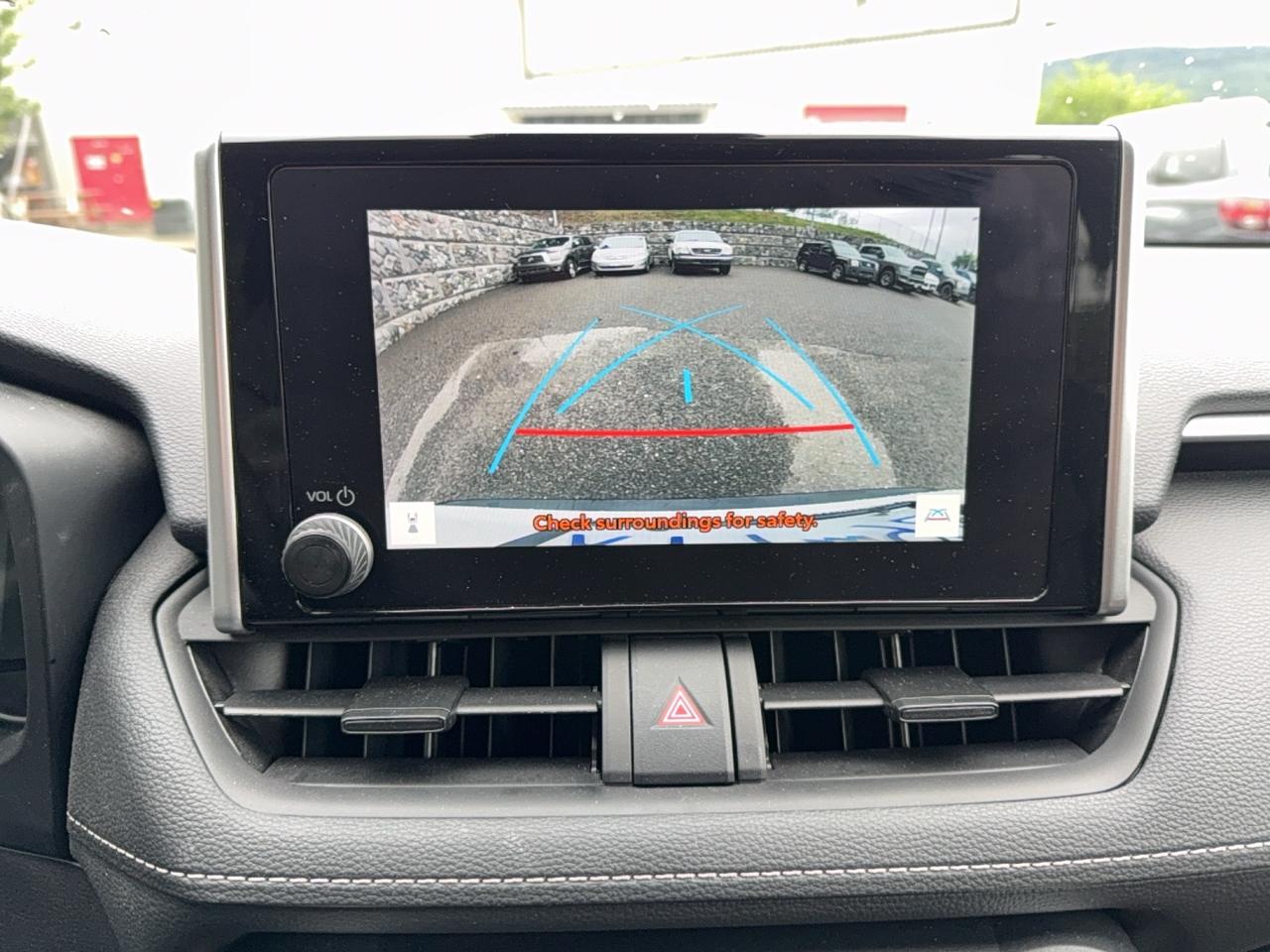 2025 Toyota RAV4 LE Photo