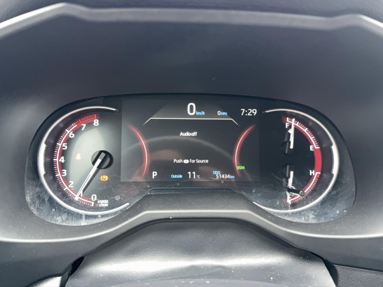 2025 Toyota RAV4 LE Photo