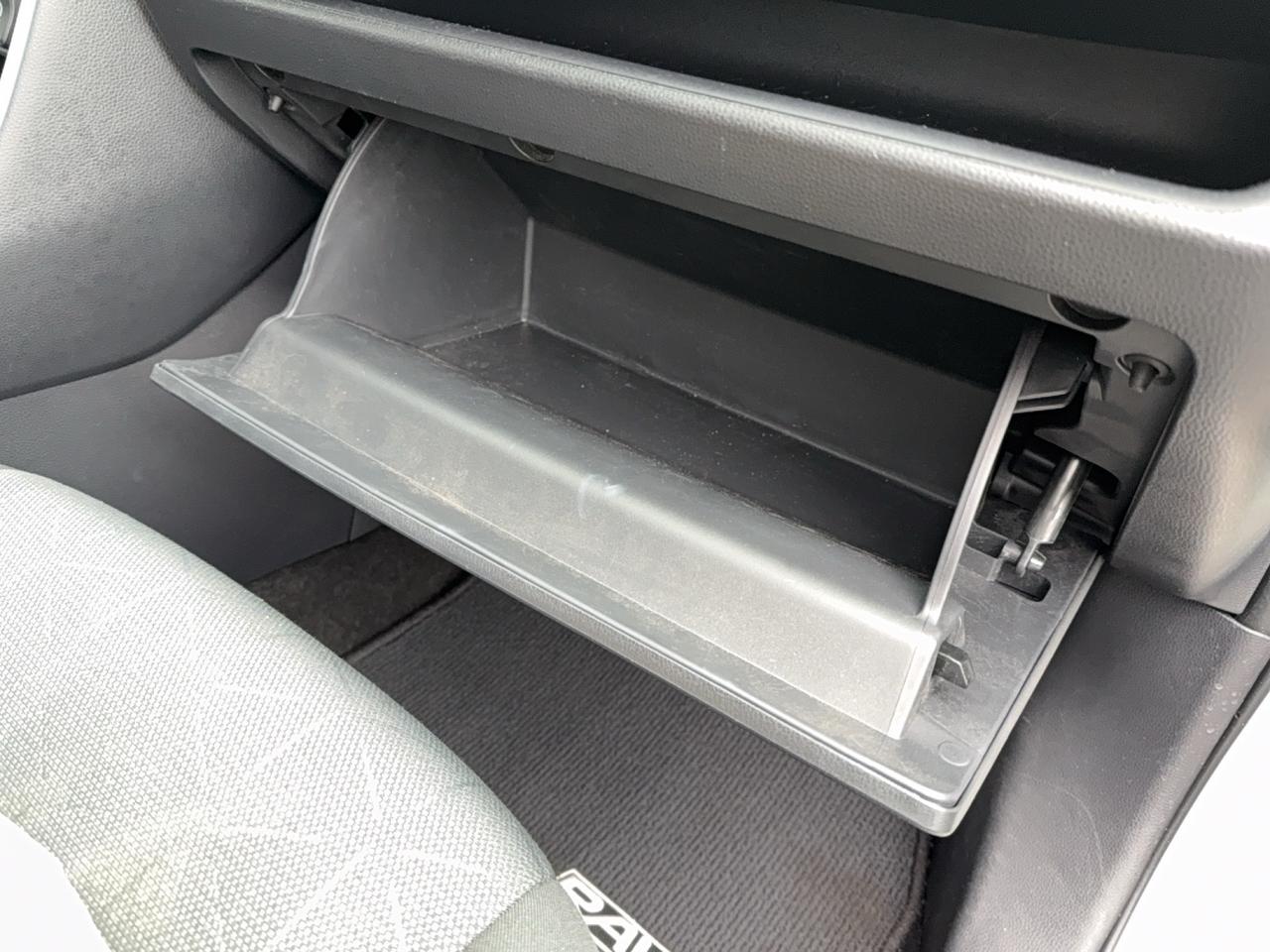 2025 Toyota RAV4 LE Photo