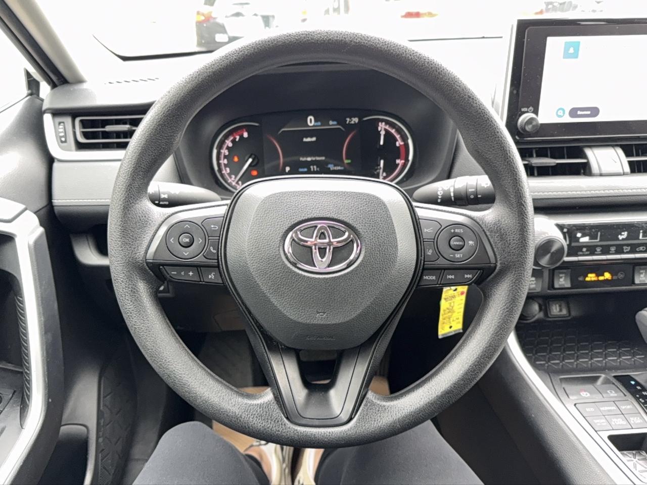 2025 Toyota RAV4 LE Photo