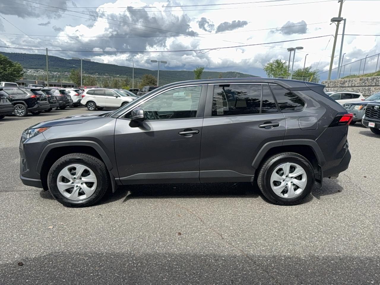 2025 Toyota RAV4 LE Photo3