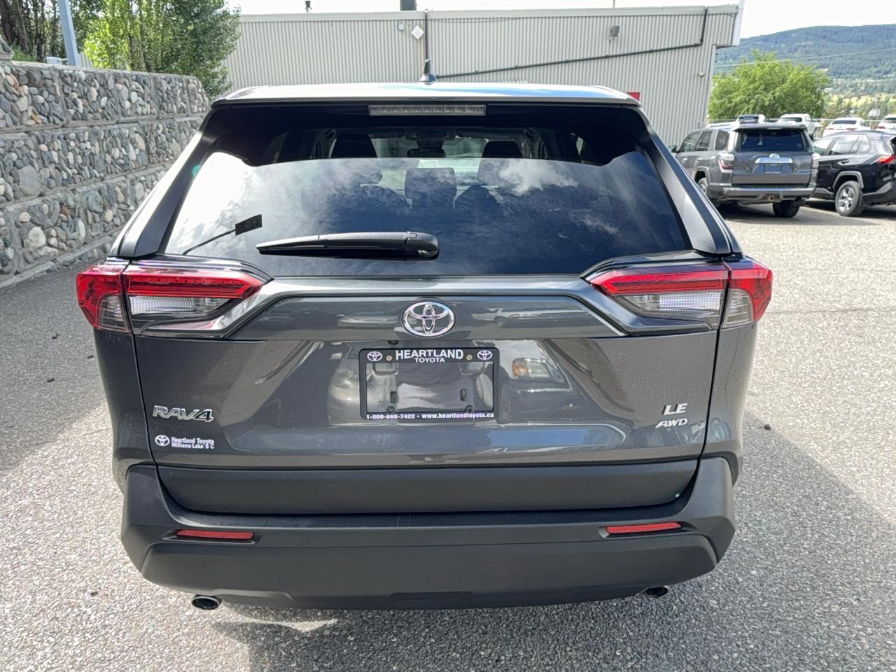 2025 Toyota RAV4 LE Photo