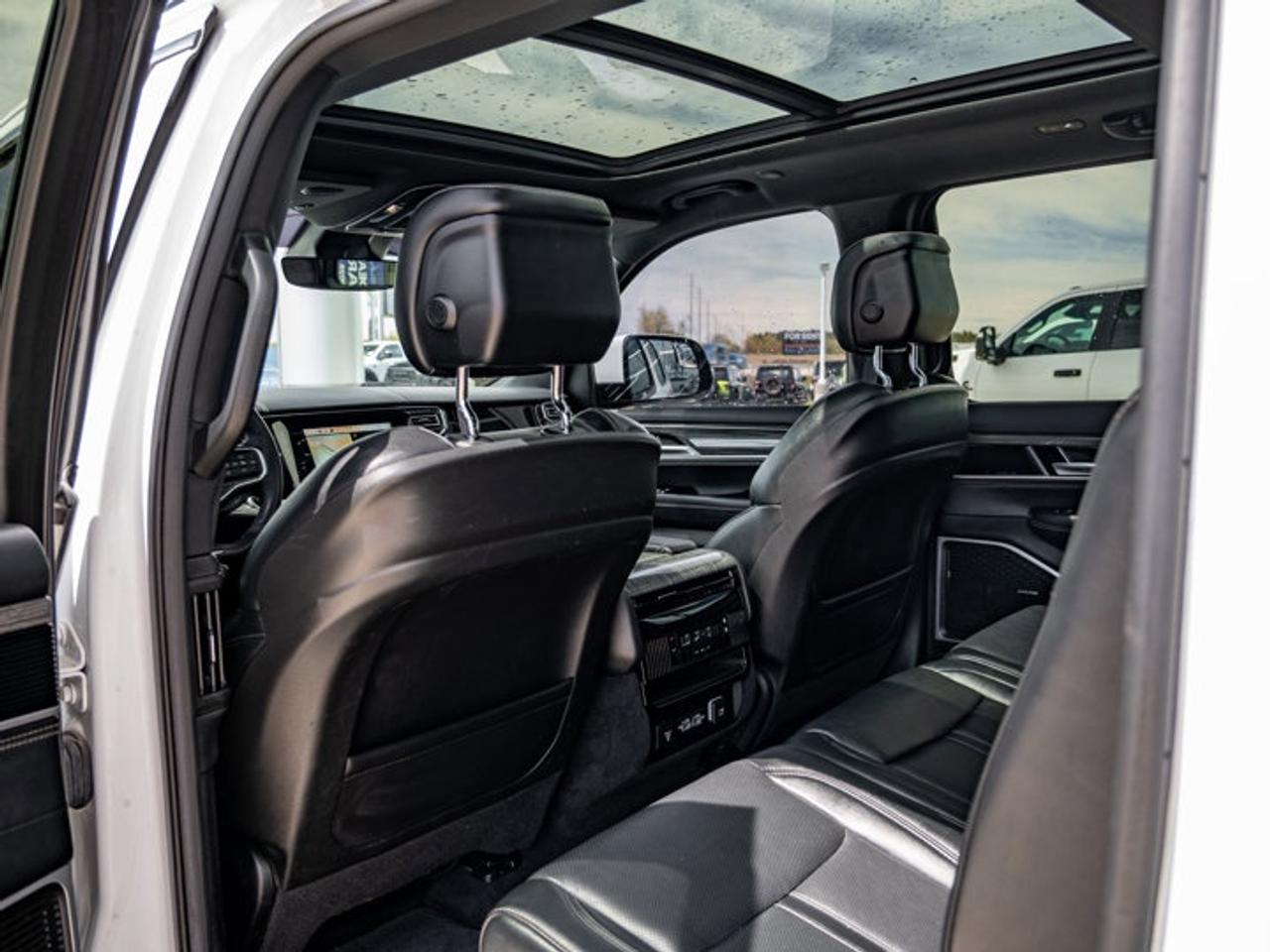 2022 Jeep Wagoneer Series II Photo