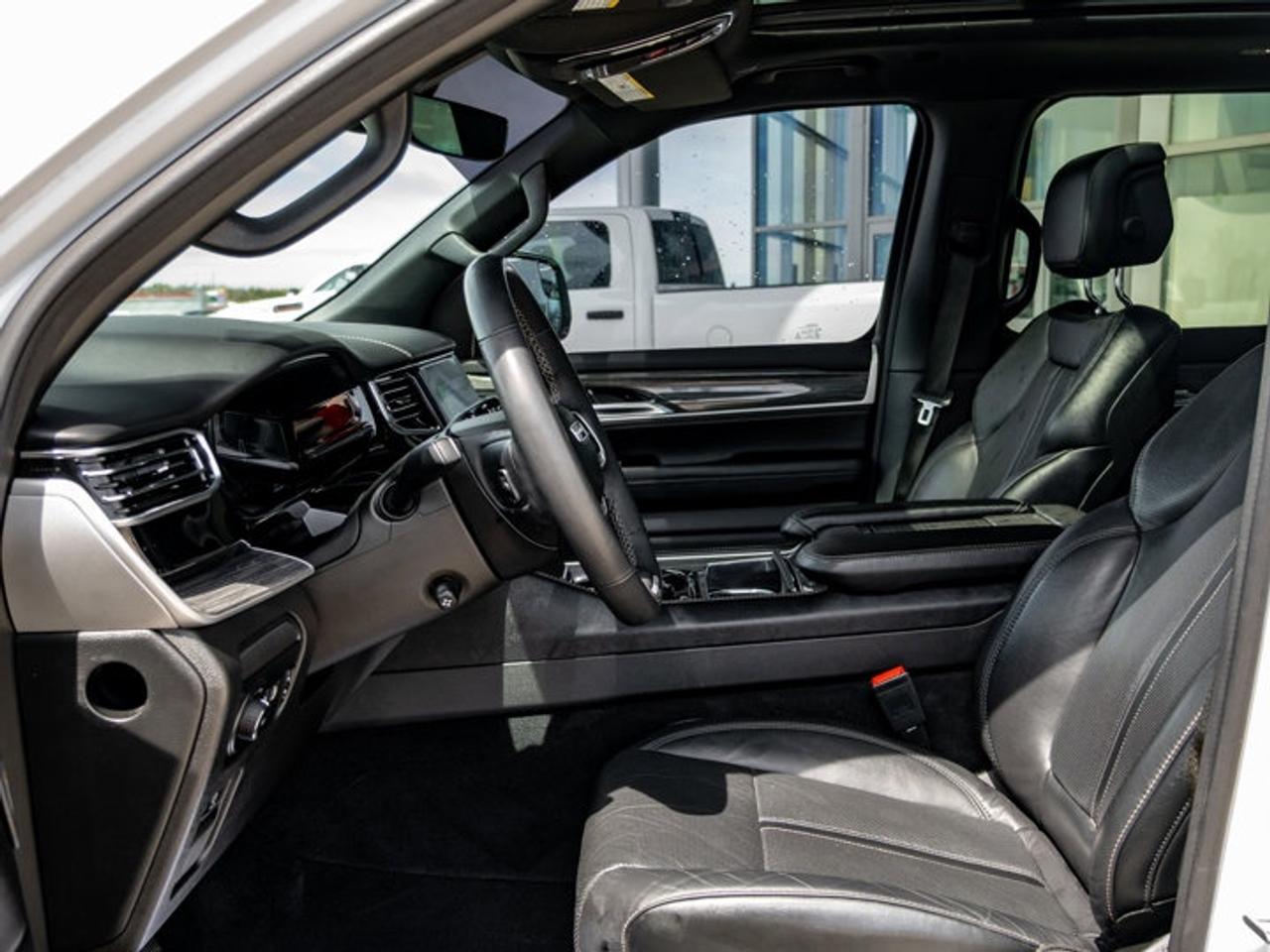 2022 Jeep Wagoneer Series II Photo