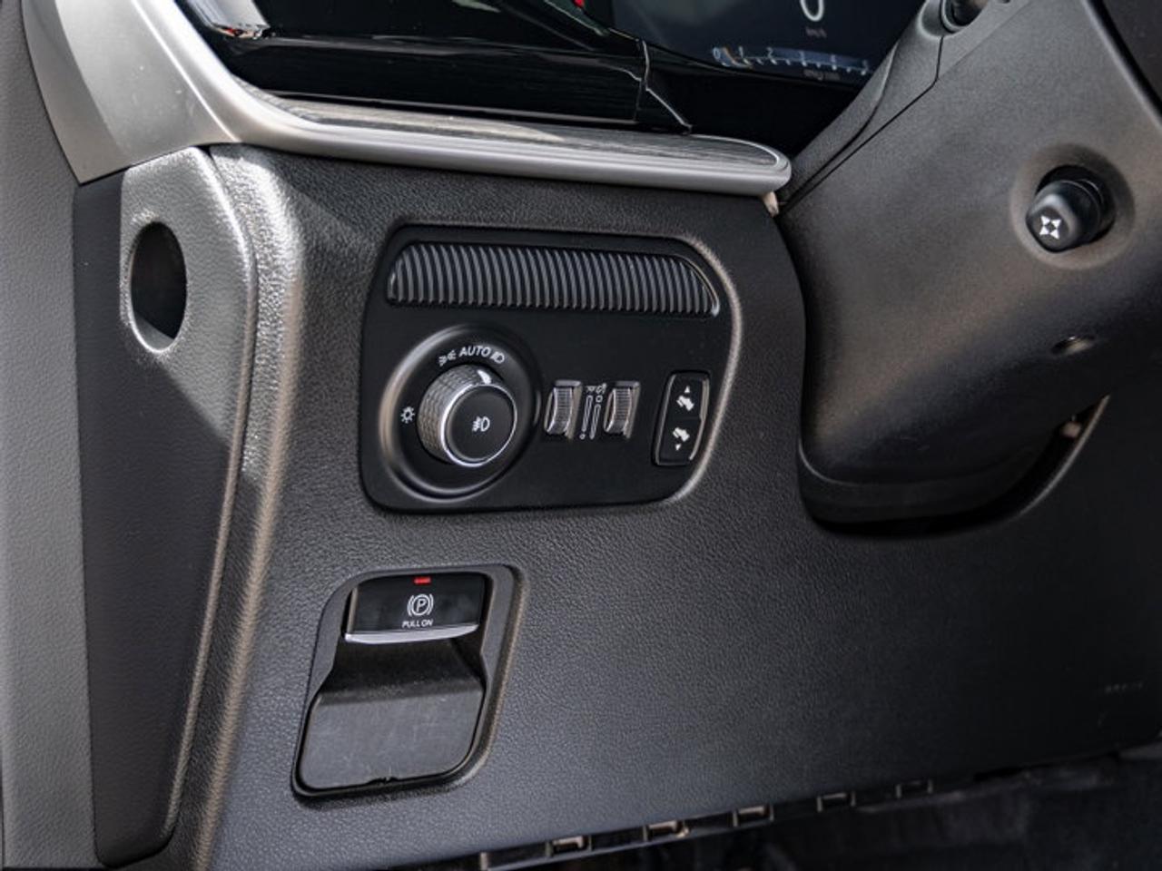 2022 Jeep Wagoneer Series II Photo