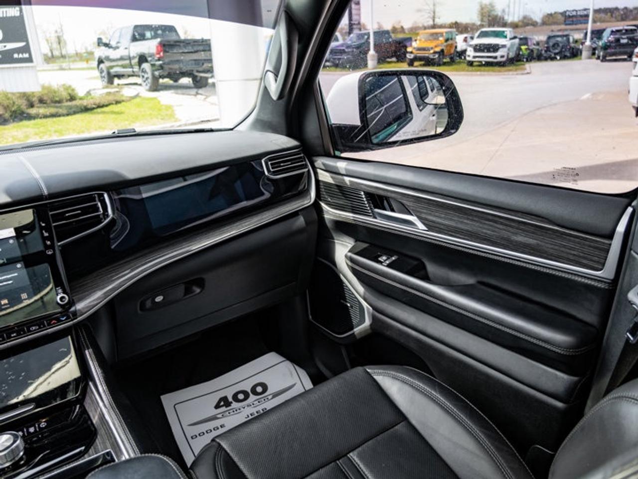 2022 Jeep Wagoneer Series II Photo