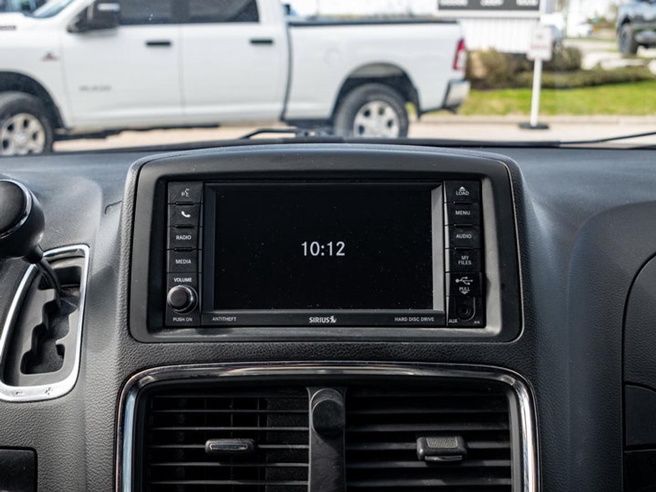 2017 Dodge Grand Caravan SXT Premium Plus Photo