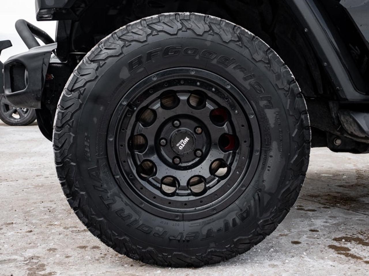 2019 Jeep Wrangler Unlimited Sahara Photo