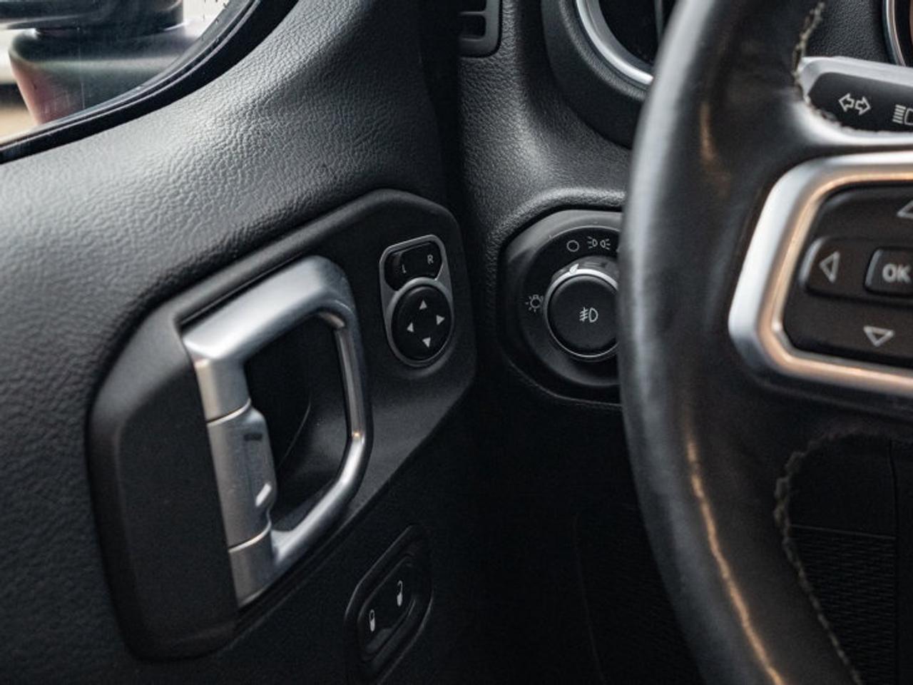 2019 Jeep Wrangler Unlimited Sahara Photo