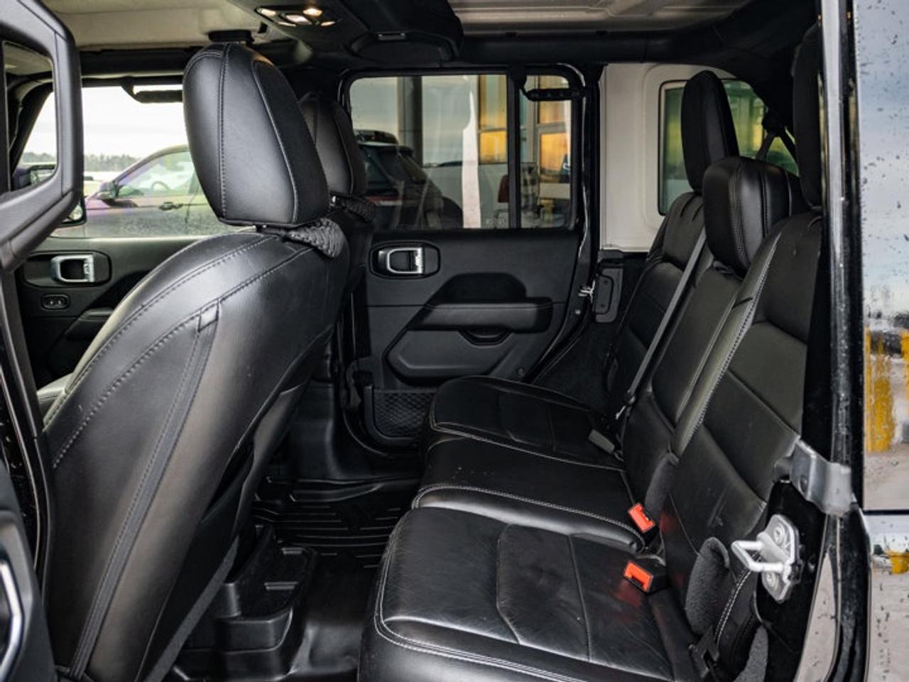2019 Jeep Wrangler Unlimited Sahara Photo