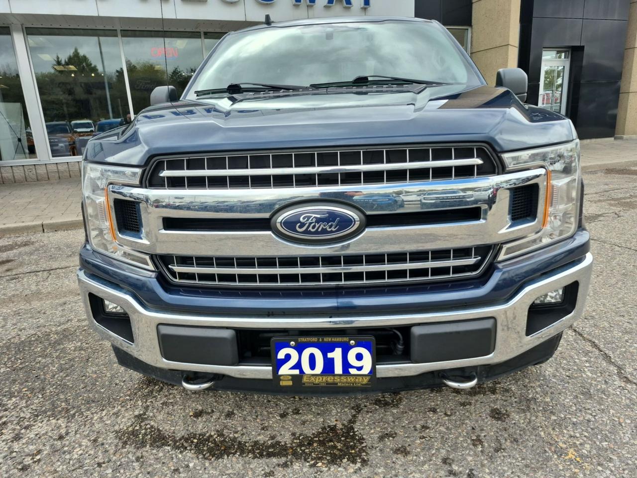 2019 Ford F-150 LOCAL TRADE, XTR PACKAGE, 18" RIMS, SIDE STEPS! Photo