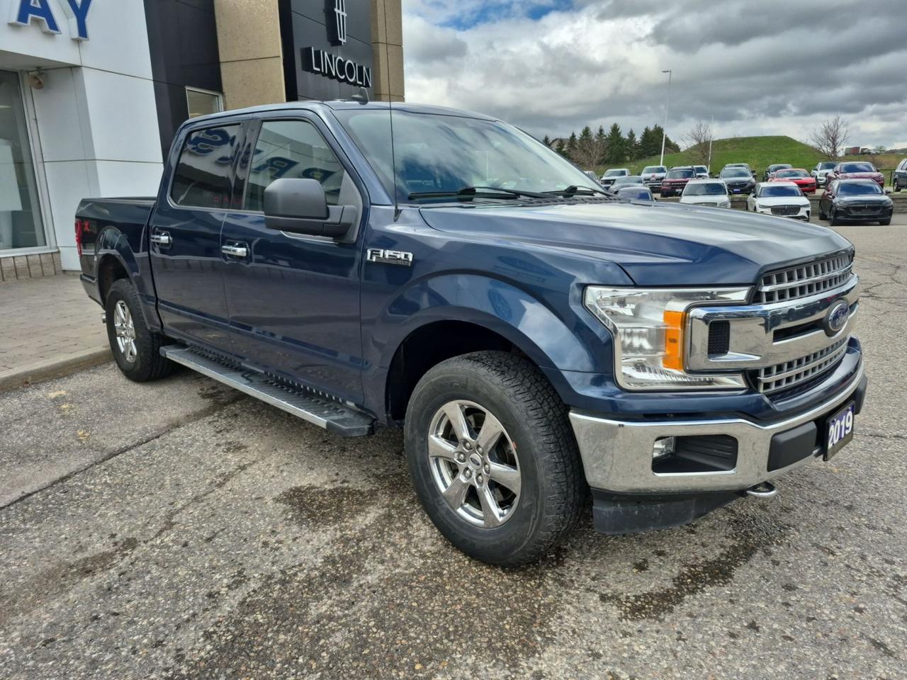 2019 Ford F-150 LOCAL TRADE, XTR PACKAGE, 18" RIMS, SIDE STEPS! Photo
