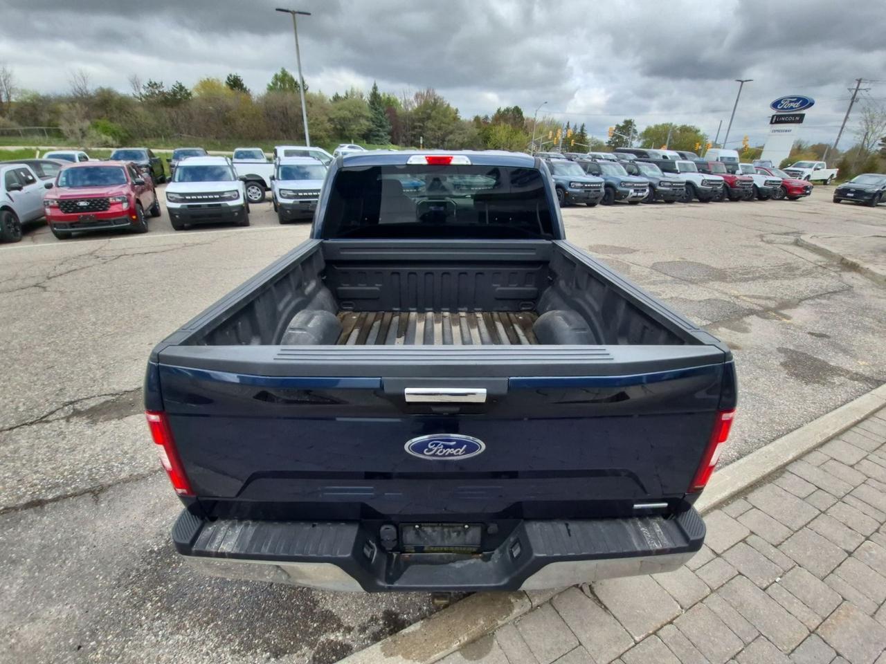 2019 Ford F-150 LOCAL TRADE, XTR PACKAGE, 18" RIMS, SIDE STEPS! Photo