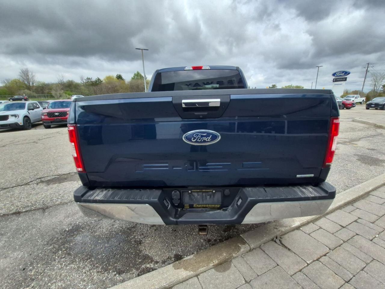 2019 Ford F-150 LOCAL TRADE, XTR PACKAGE, 18" RIMS, SIDE STEPS! Photo