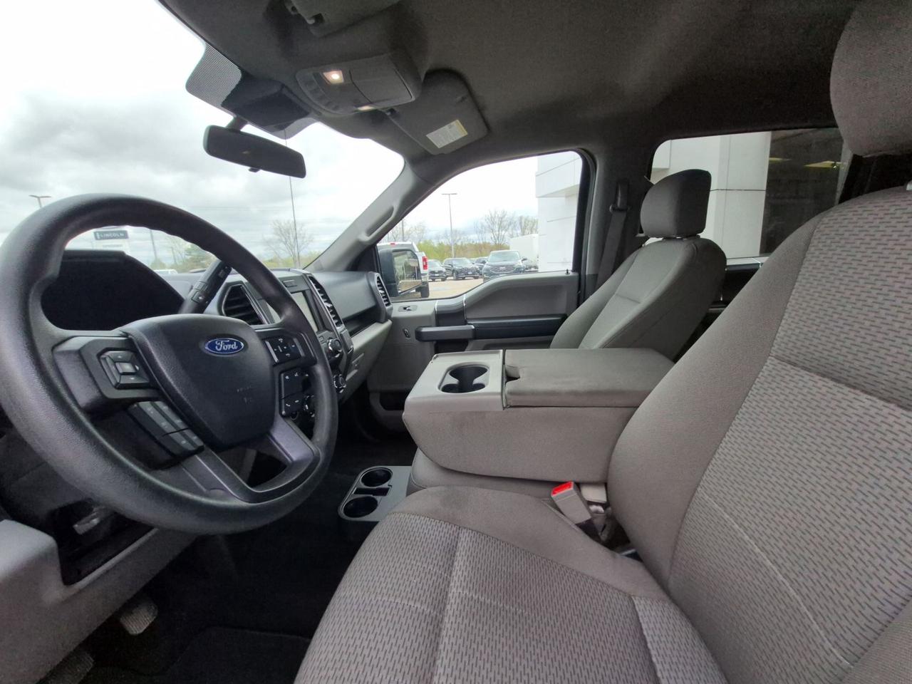 2019 Ford F-150 LOCAL TRADE, XTR PACKAGE, 18" RIMS, SIDE STEPS! Photo