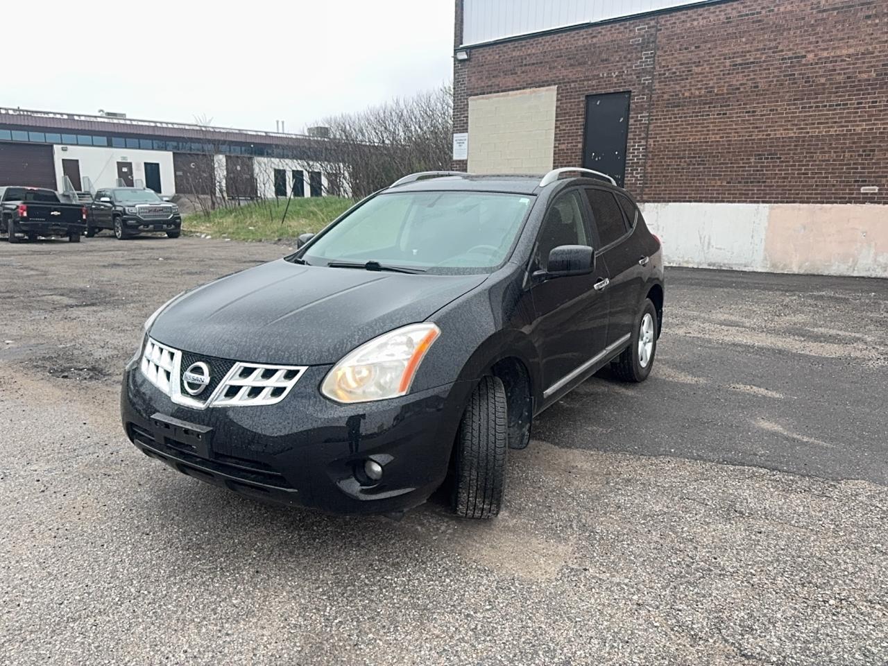 2013 Nissan Rogue S Photo
