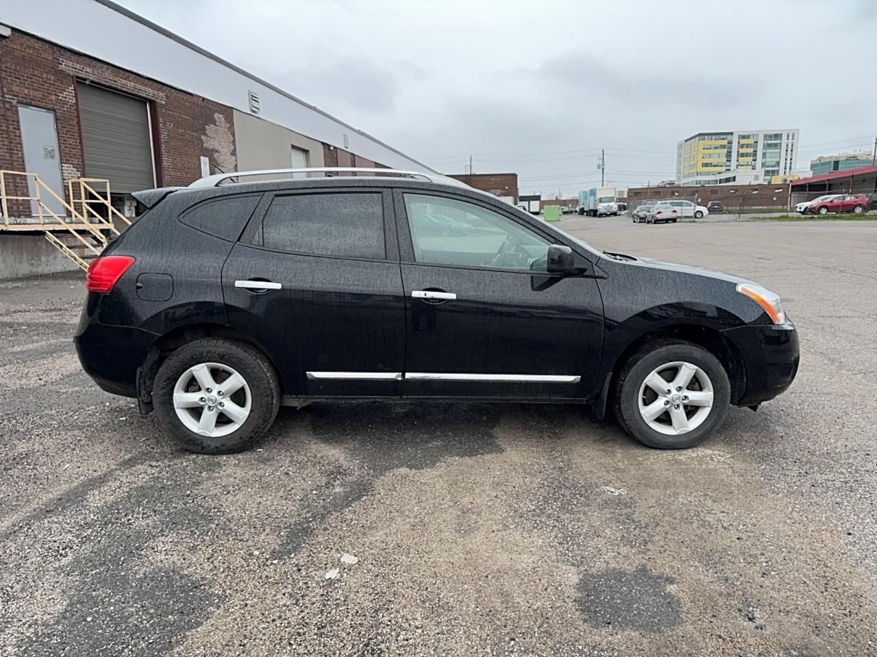 2013 Nissan Rogue S Photo