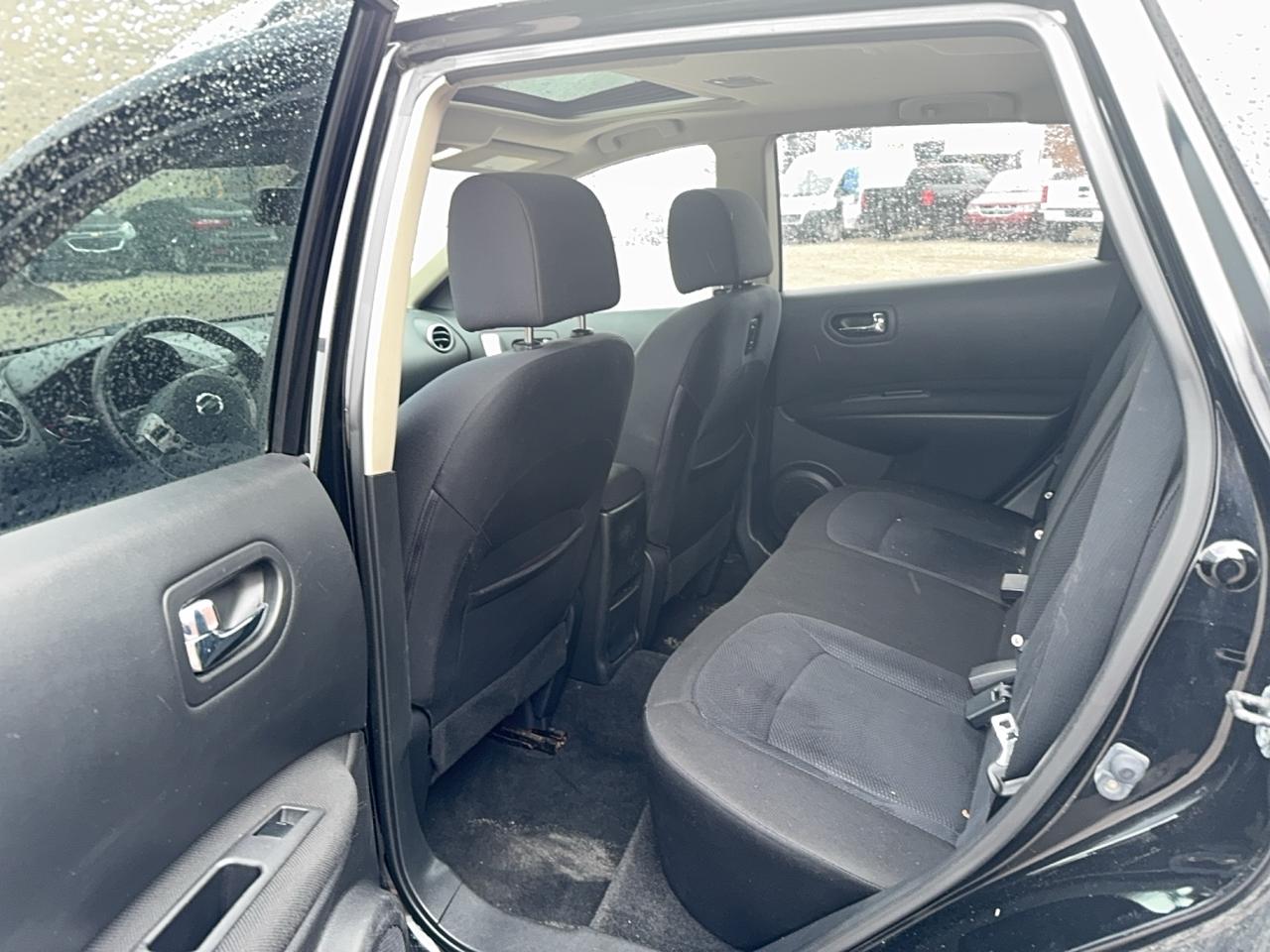 2013 Nissan Rogue S Photo