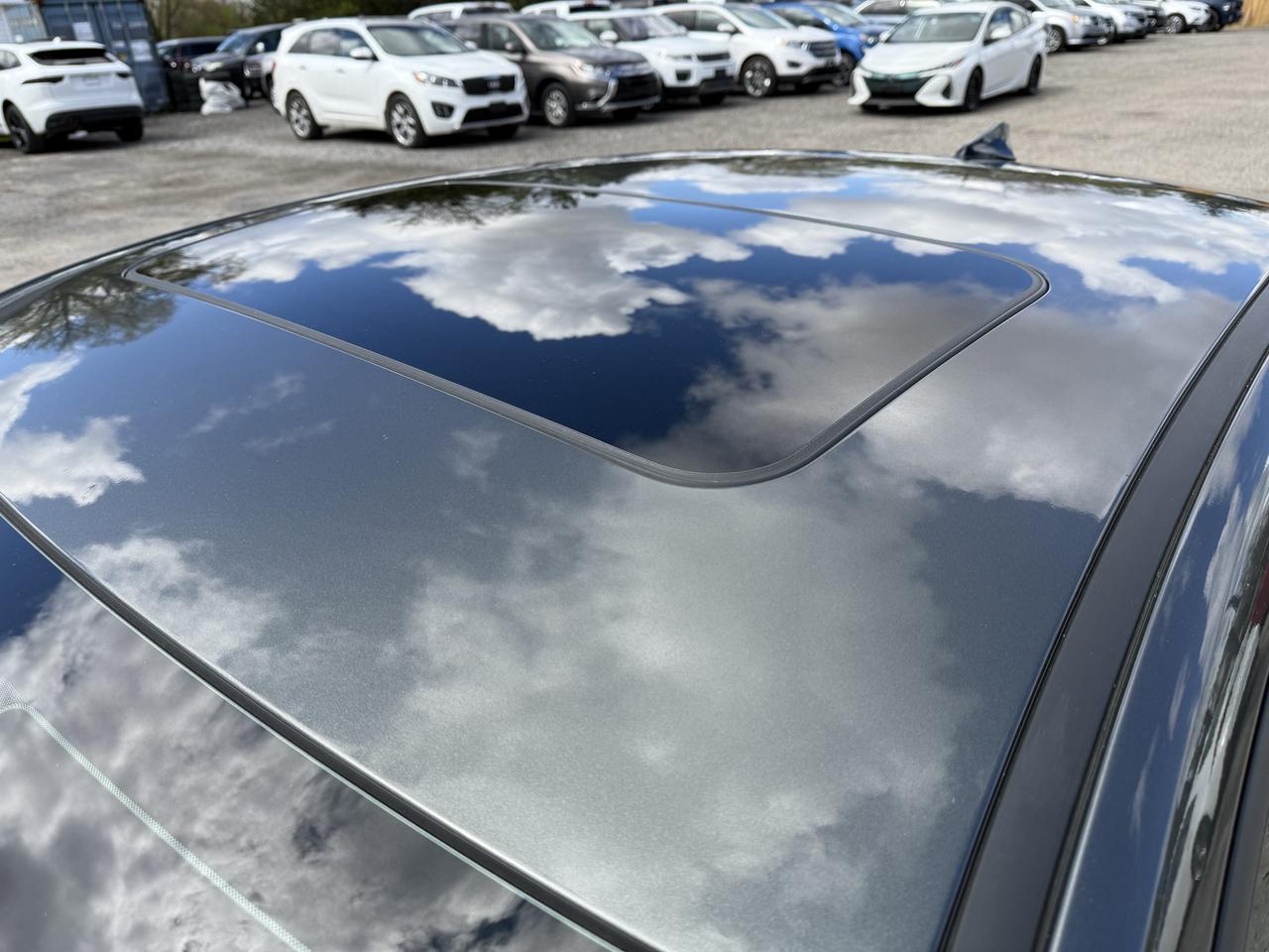 2021 Hyundai Elantra Ultimate Tech Photo